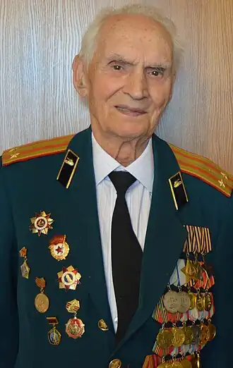 Александр Гаврилович Когутенко у себя дома. 2015 год.