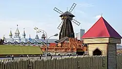 Деревянные постройки на территории кремля, 2017 год