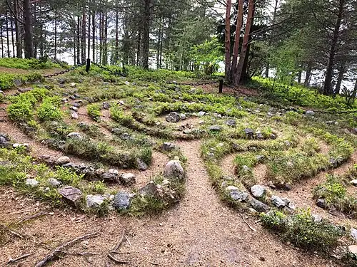 Каменный лабиринт