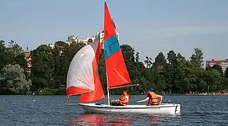 Швертбот Лагуна-Комби (вариант парусного вооружения: шлюп-гуари)