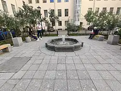 Палисадник после реставрации