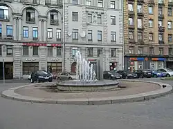 Фонтан на Малой Посадской улице (дар Франции к юбилею)