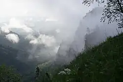 Верховья реки Ходзь, восточная граница парка Тхач.