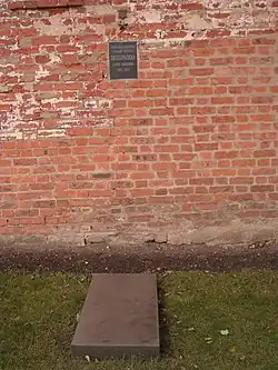 Могила Героя Советского Союза Марии Октябрьской в Смоленске