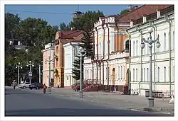 Начало Набережной реки Ушайки (чётная сторона)