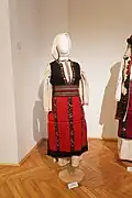 Сербский женский костюм, экспонат того же музея