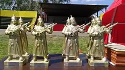 Статуэтки Коңгар-оола Ондара.