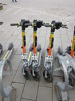 Новые электросамокаты Ninebot SL в день открытия сезона шеринга в Москве