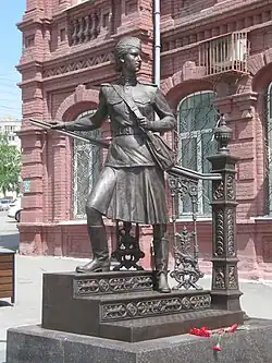 Памятник военной медсестре, скульптор Владимир Пальмин