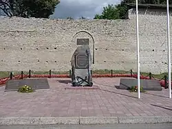 Памятник псковичам флотоводцам