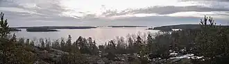 Панорамный вид залива Лехмалахти
