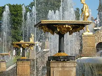 Четырёхгранная плоская чаша