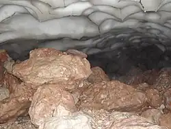 Ледниковый грот