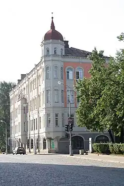 Жилой дом с магазинами (1901 г.)