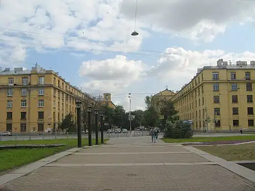 Дома 5 и 7 по проспекту КИМа