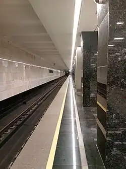 Путевая стена