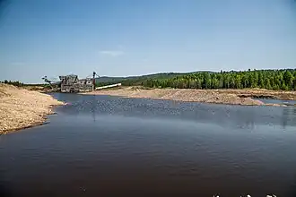 Работа драги на Итакинском месторождении, 2017 год