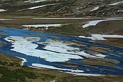 Июльские снежники у истока Большой Хадаты