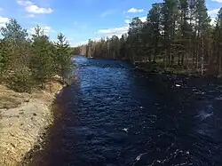 Вид с моста в пос. Новое Машезеро