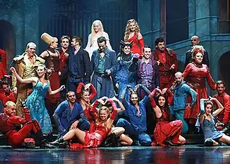 Все участники мюзикла