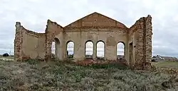 Руины бывшего храма