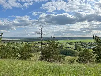 Село Комаровка вид с холмов.