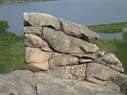 Скалы Колыванского озера.