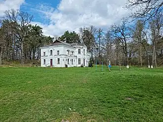 Усадебно-парковый комплекс "Альбертин"