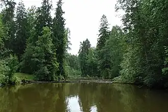 Пруд в усадьбе Софиевка