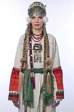 Реконструкция терюханского костюма, поощрительный приз конкурса «Руця-2022» (Ежевика Спиркина)