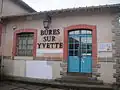 Станция RER «Bures-sur-Yvette»