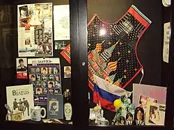 Стенд с подарками, присланными русскими поклонниками The Beatles