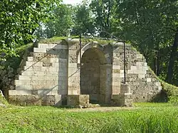 Грот в Орловском парке