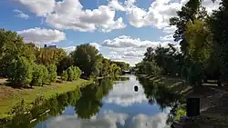 нижнее течение — вид с Красного моста в городе Чернигове