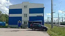 Пост ЭЦ и пассажирское задние.