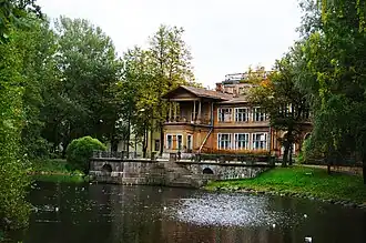 Вид на усадьбу, 2013 год