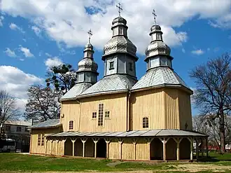 Покровская церковь, вид сбоку