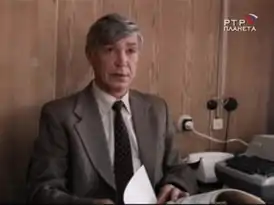 Иван Бортник в роли следователя. Кадр из фильма