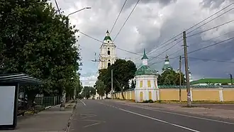 Улица и Комплекс сооружений Свято-Троицкого монастыря