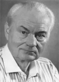 немецкий писатель, автор популярных приключенческих романов-бестселлеров