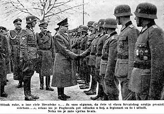 Анте Павелич с бойцами хорватского 369-го полка, у которых используются шлемыШтальхельм М35