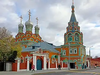 Вид с улицы Большая Полянка