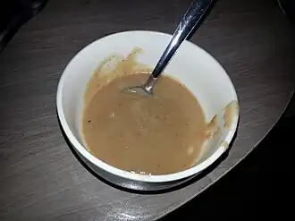 Щипс в виде мучного соуса