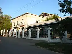 Здание санатория-профилактория НГДУ