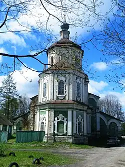 Вид со стороны двора.