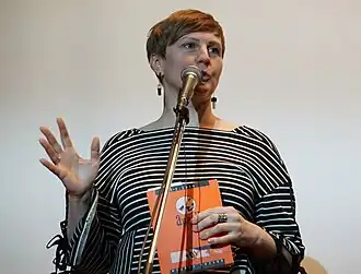 Ганна Шевченко на завершающем вечере журнала поэзии «Арион» в Доме русского зарубежья имени Александра Солженицына, 16 апреля 2019 года.