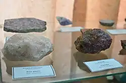 Розовый кварц и киноварь