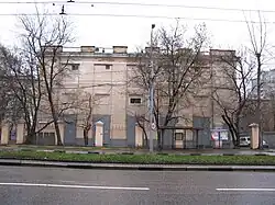 Питает окрестные трамвайные и троллейбусные линии.