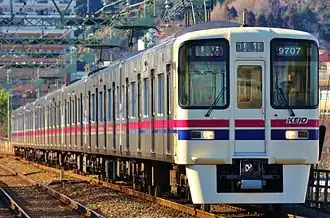 Поезд серии Keio 9000 series