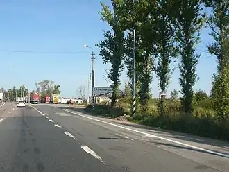 Въезд в деревню со стороны Великого Новгорода